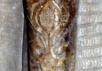 Pomegranit decoration on the daggar of Sir Humphrey Bradbourne.